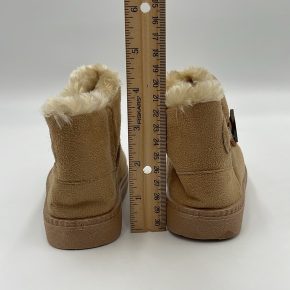 China Buttons City Toddler Girls Boots, Tan, Fleece Lined Size 2 - Picture 9 of 9